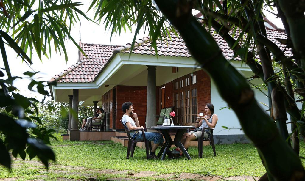Arayal Resort-A Unit Of Sharoy Resort Tariyod Ngoại thất bức ảnh