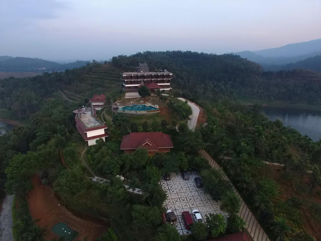 Arayal Resort-A Unit Of Sharoy Resort Tariyod Ngoại thất bức ảnh