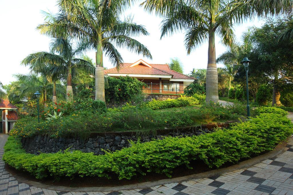 Arayal Resort-A Unit Of Sharoy Resort Tariyod Ngoại thất bức ảnh