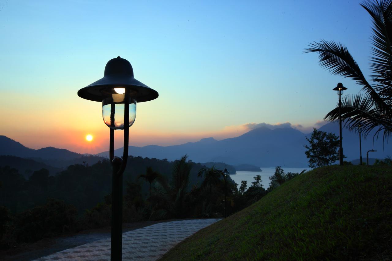 Arayal Resort-A Unit Of Sharoy Resort Tariyod Ngoại thất bức ảnh