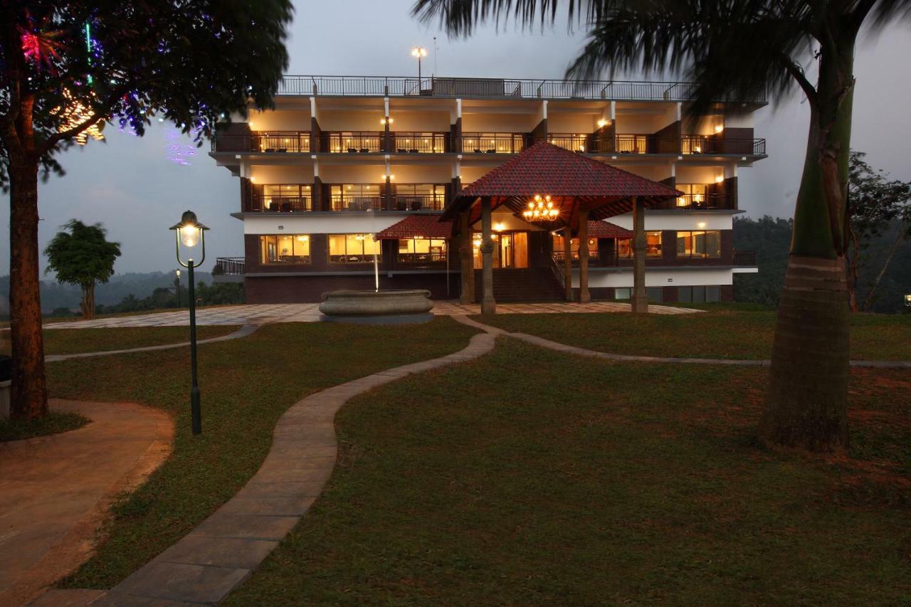 Arayal Resort-A Unit Of Sharoy Resort Tariyod Ngoại thất bức ảnh